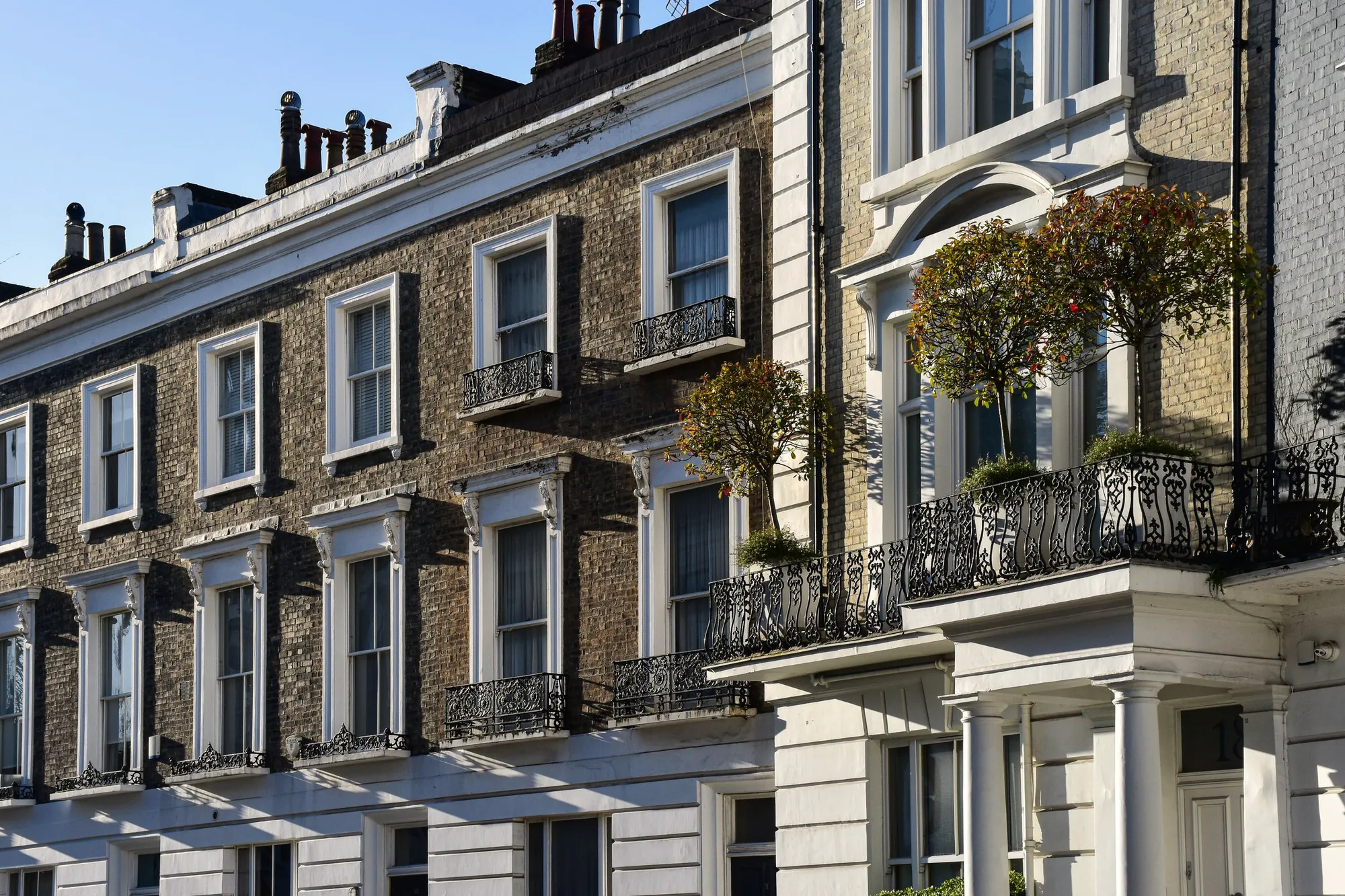 How to choose a builder in London: a 10-point checklist