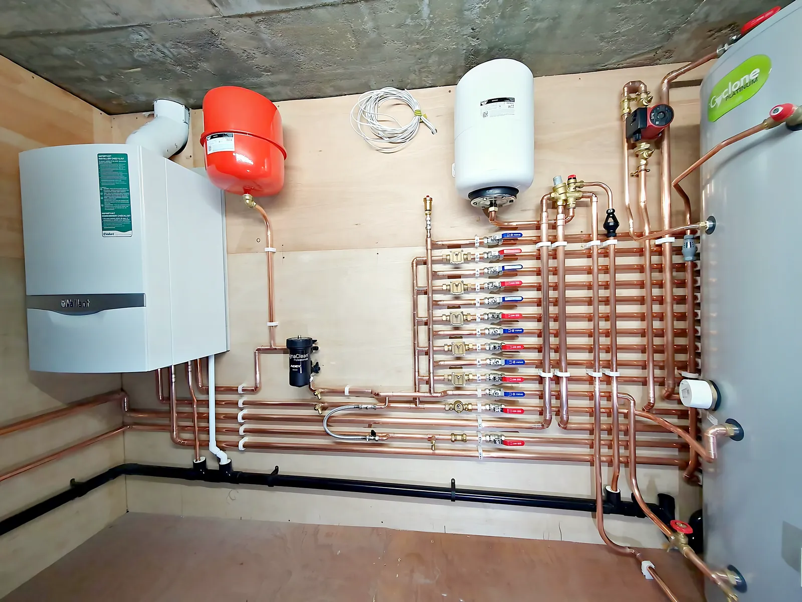Plant Rooms: Boilers, Cylinders & Manifolds