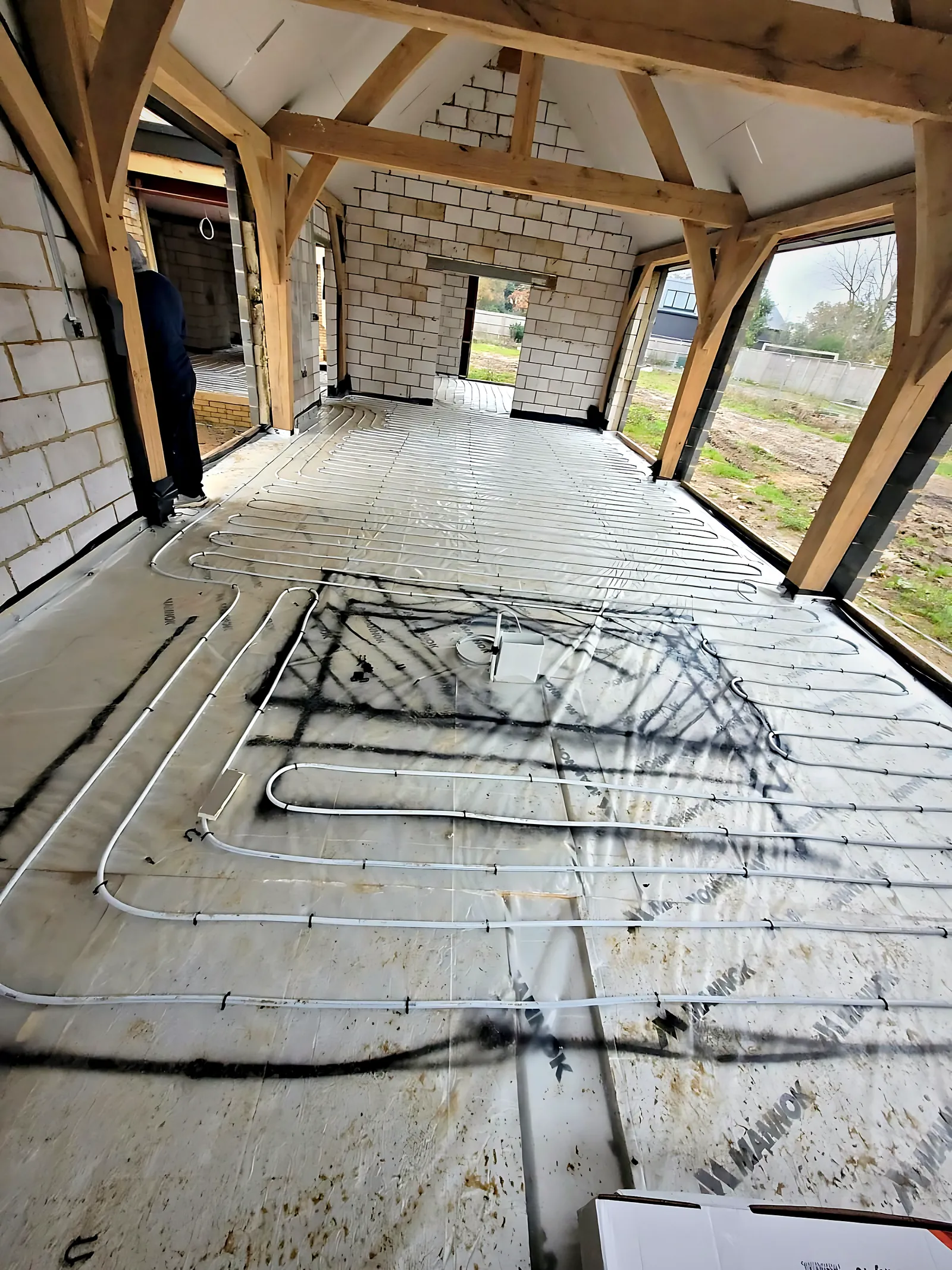 Underfloor Heating, Oak-Frame New Build — photo 3