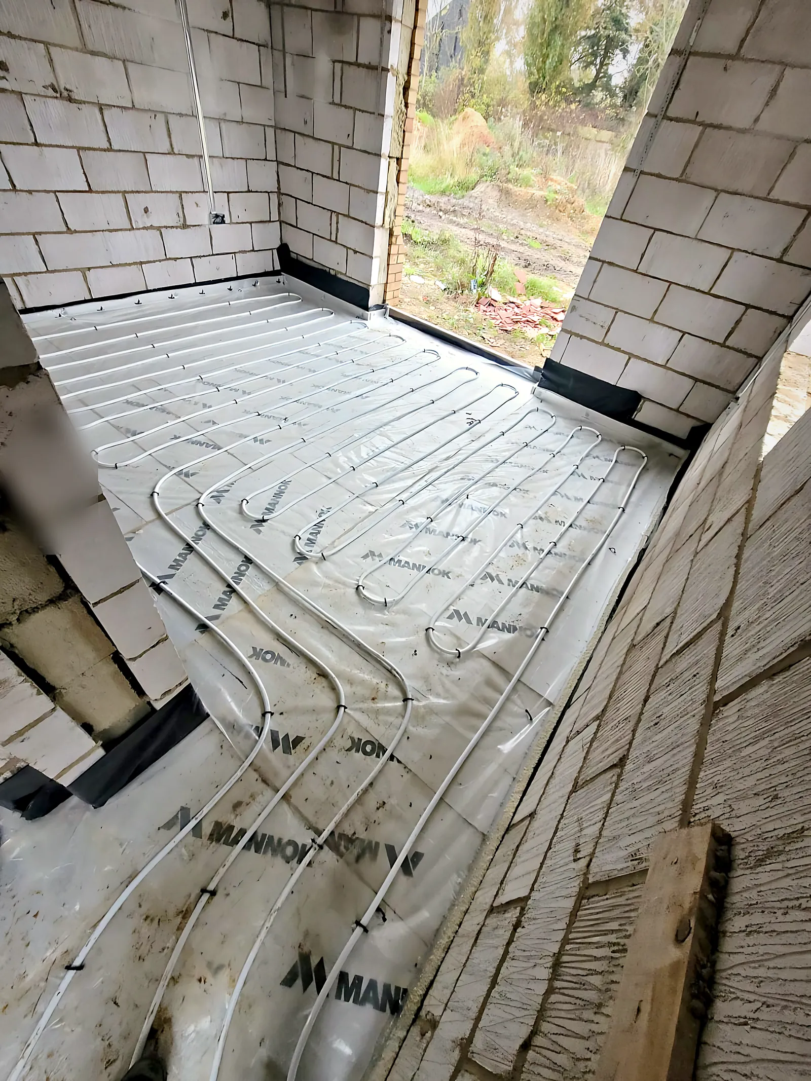 Underfloor Heating, Oak-Frame New Build — photo 9